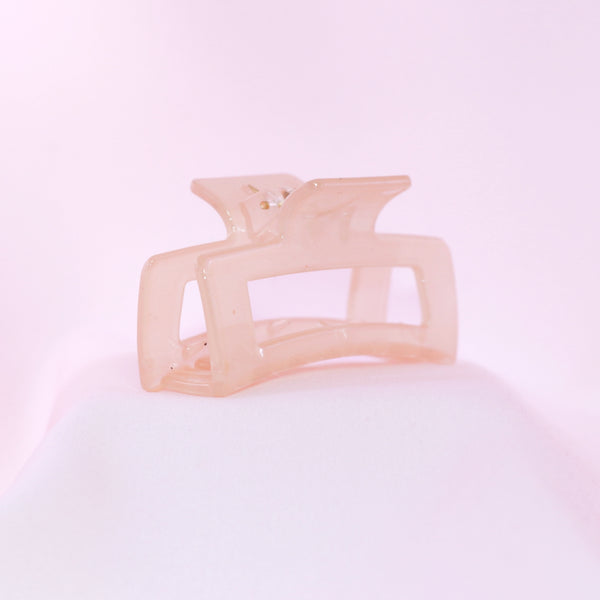 Sleek Capsule Claw – Nude Beige